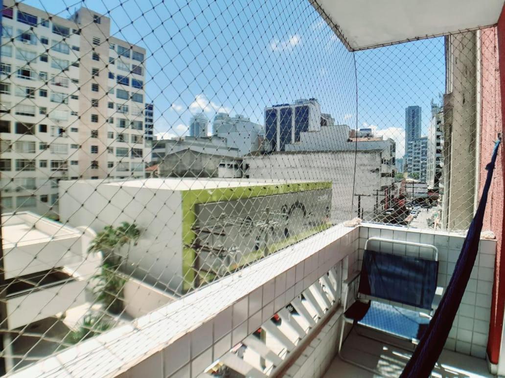 Apartamento Vento E Mar - 2 Quartos Com Sacada Na Quadra Da Praia Do Gonzaga Santos  Eksteriør bilde